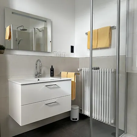 Weingut Pieper - Vinothek & Am Drachenfels Hotel *